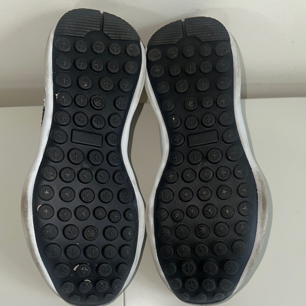 Vintage Havana White Navy and Silver Sneakers - Picture 6 of 6